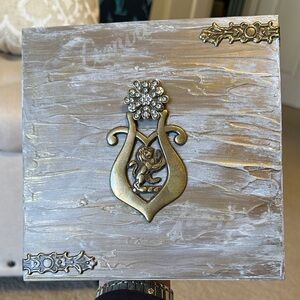 Vintage Brass Horse Bridal Medallion Art